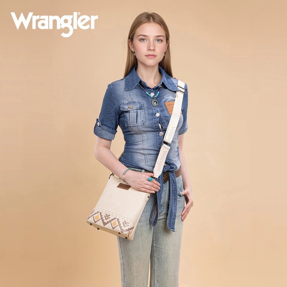 Wrangler Aztec Print Crossbody Bag Tan - Picture 4 of 4
